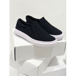 Mocasin Negro x blanco cosidos