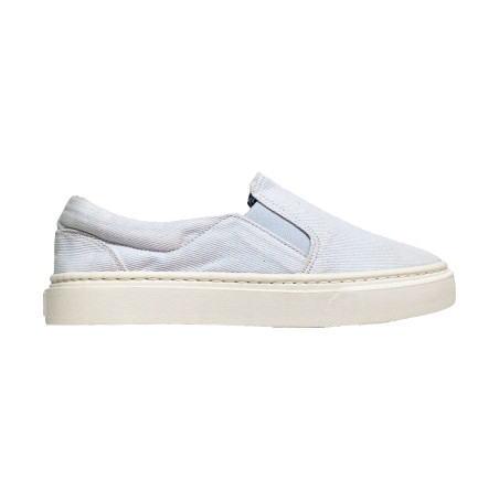 Mocasin blanco cosidos
