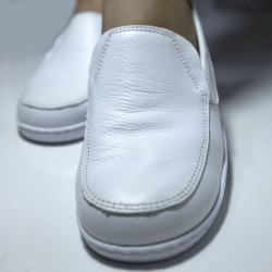 Mocasin blanco cuero